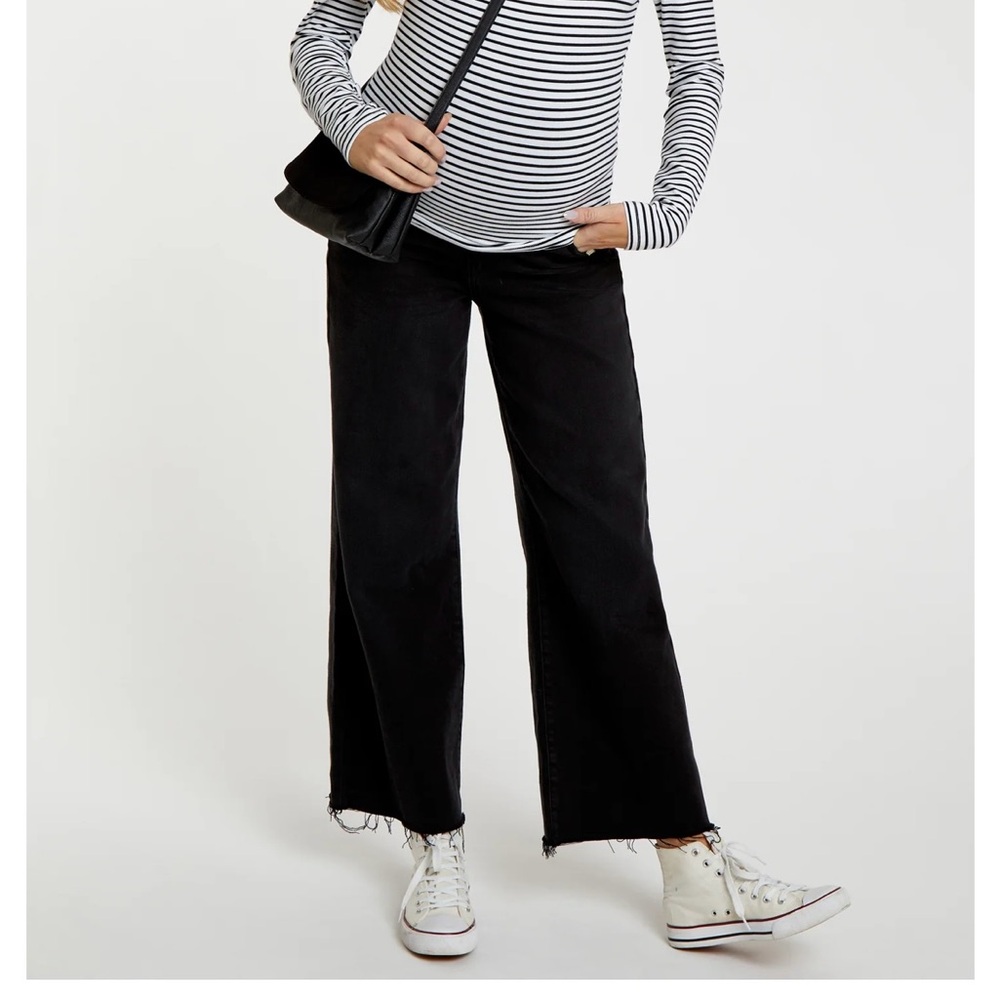 Black Wide-Leg Raw Hem Maternity Jeans